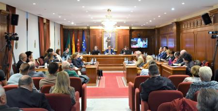 El ayuntamiento aprueba la modificación de ordenanzas fiscales que suponen una rebaja y una regulación de impuestos y precios